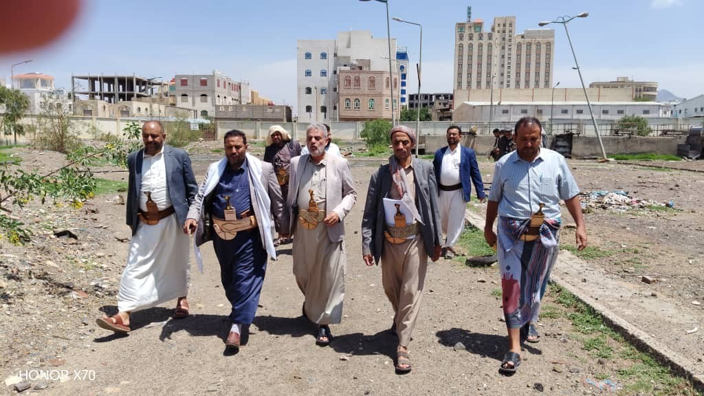 تسليم موقع مشروع إعادة تأهيل محطة معالجة مخلفات المسلخ المركزي بدار سلم بأمانة العاصمة
